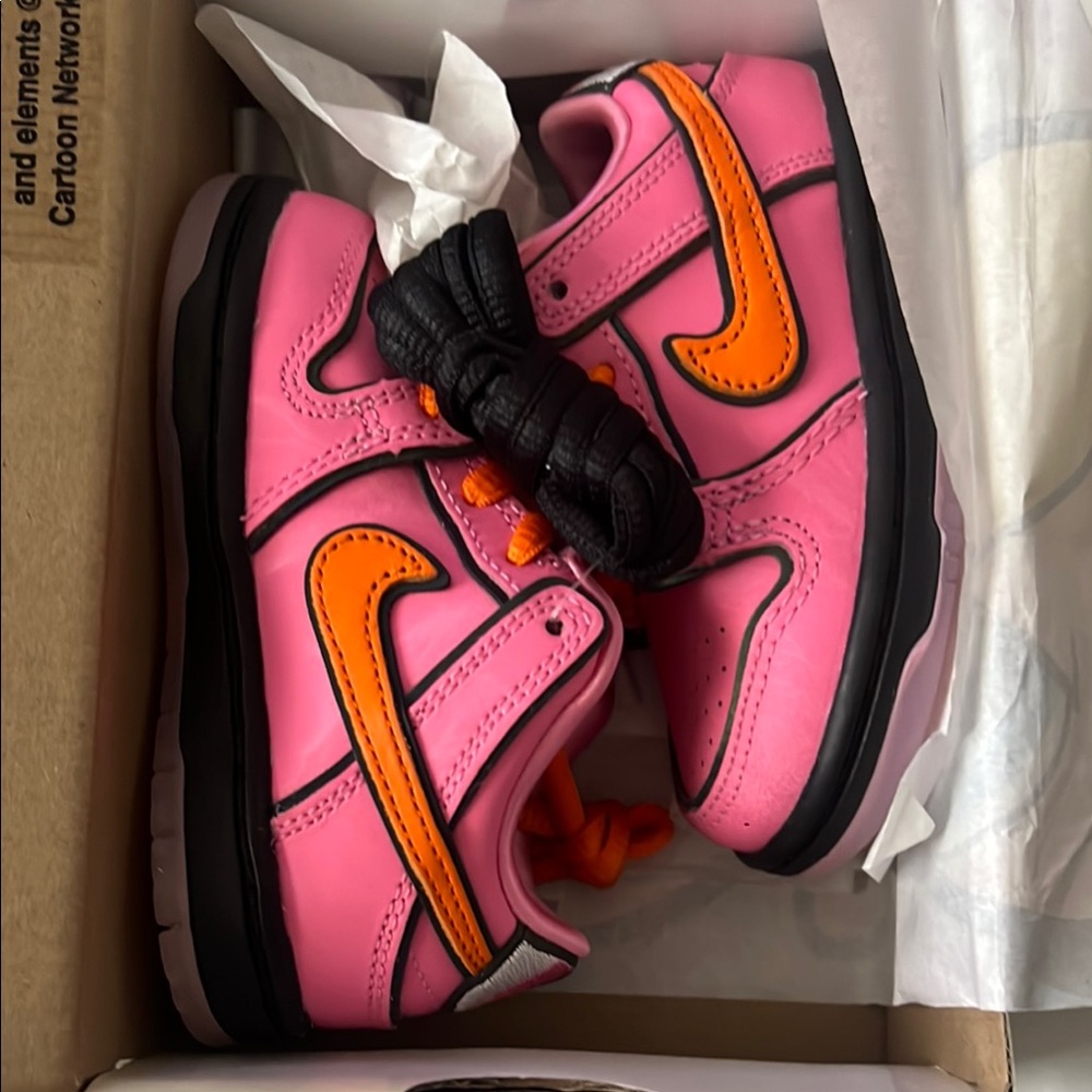 Nike Pink and Orange High-Top Sneakers 6C
